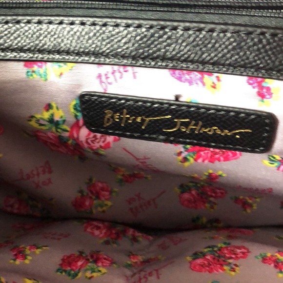 Betsey Johnson - Picture 9 of 13